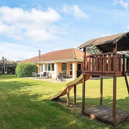 Semesterbostad 4 Star Holiday Home In Hals Hals