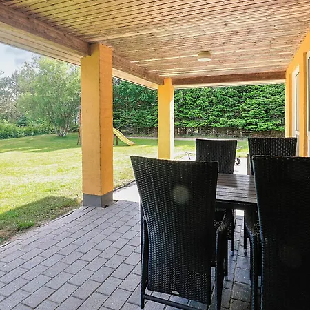 4 Star In Hébergement de vacances Hals