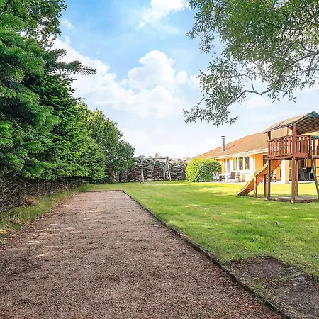 4 Star Holiday Home In Hals Semesterbostad *