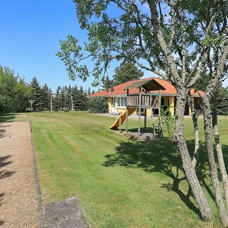 9 Person In Casa de Férias Hals