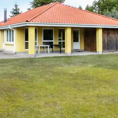 4 Star Holiday Home In Hals * Hals